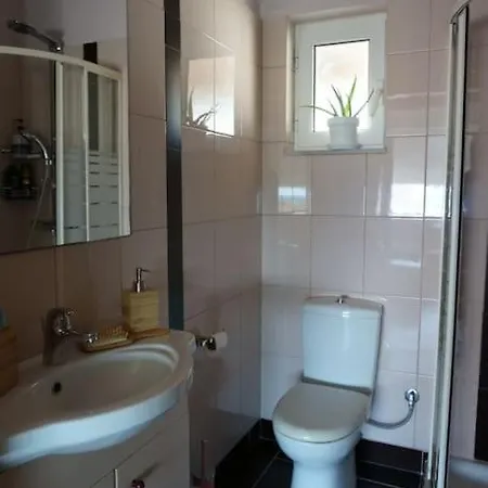 Lovely With Private Terrace!!!