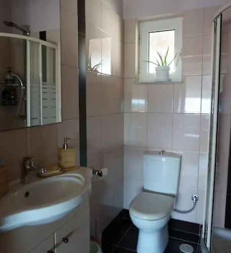 Lovely With Private Terrace!!!